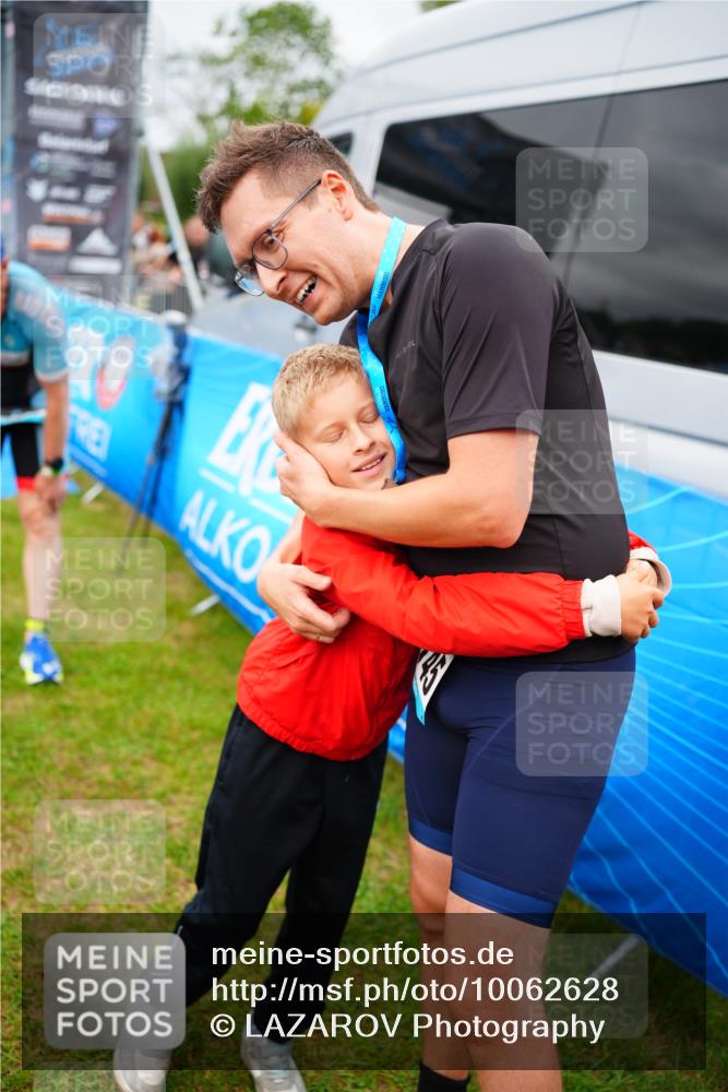 30.08.2026 - Elbe Triathlon Hamburg LAZAROV Photography http://msf.ph/oto/10062628 30.08.2026 11:49:44 Ziel 939, 1412 meine-sportfotos.de