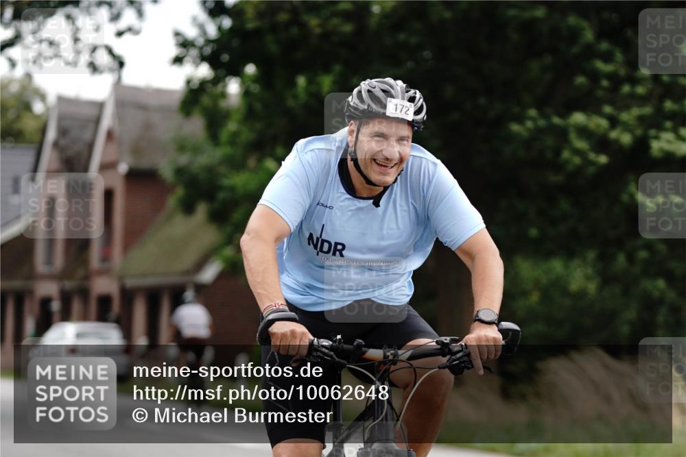 30.08.2026 - Elbe Triathlon Hamburg Michael Burmester http://msf.ph/oto/10062648 30.08.2026 14:54:41 Radfahren 161 meine-sportfotos.de