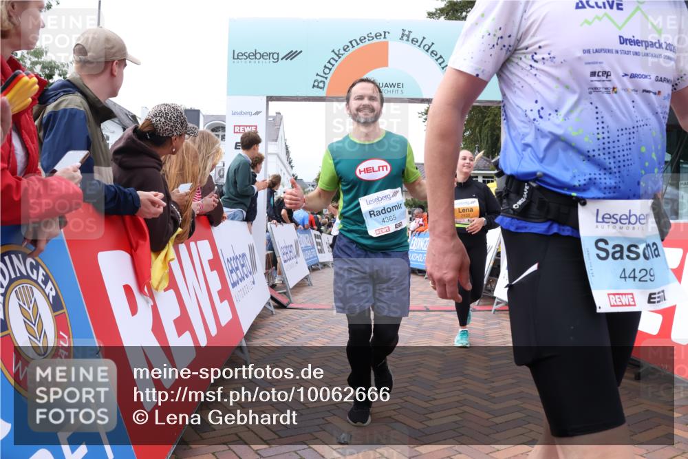 30.08.2026 - Blankeneser Heldenlauf Lena Gebhardt http://msf.ph/oto/10062666 30.08.2026 12:34:05 Ziel 2839, 4365, 4429, 4460, 4461 meine-sportfotos.de