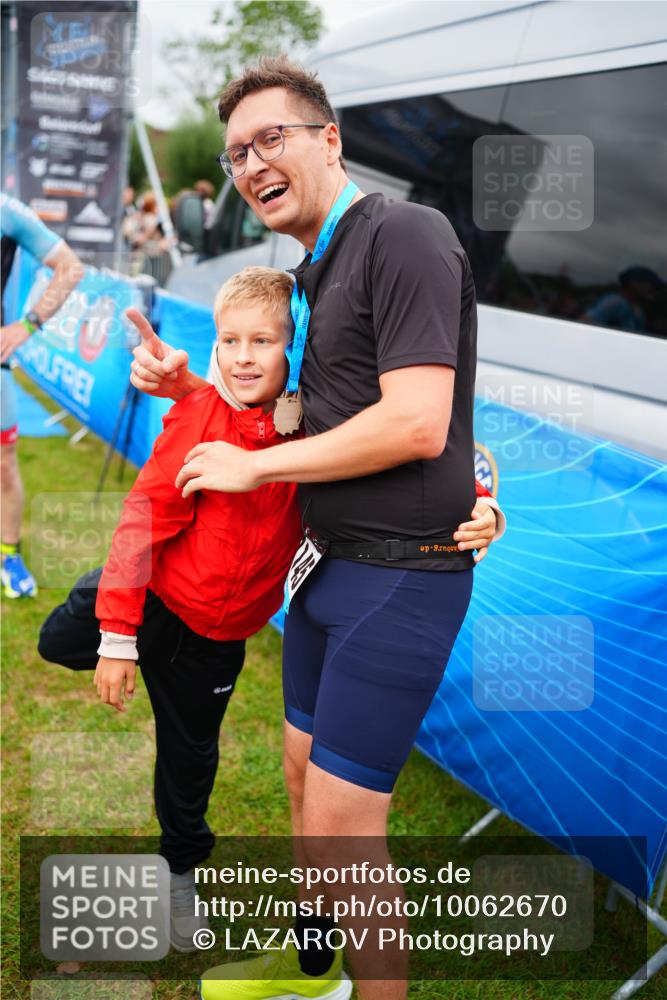 30.08.2026 - Elbe Triathlon Hamburg LAZAROV Photography http://msf.ph/oto/10062670 30.08.2026 11:49:45 Ziel 939, 1412 meine-sportfotos.de
