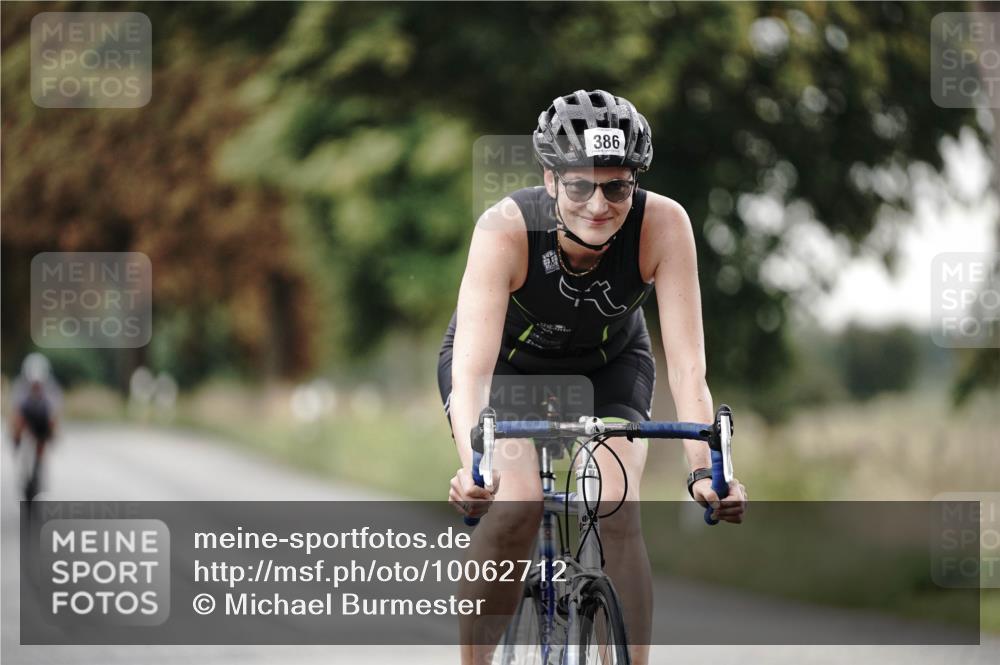 30.08.2026 - Elbe Triathlon Hamburg Michael Burmester http://msf.ph/oto/10062712 30.08.2026 09:01:47 Radfahren 329, 376, 386 meine-sportfotos.de