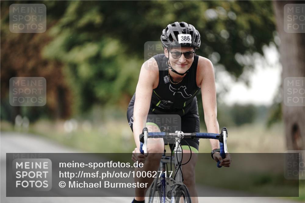 30.08.2026 - Elbe Triathlon Hamburg Michael Burmester http://msf.ph/oto/10062717 30.08.2026 09:01:47 Radfahren 329, 376, 386 meine-sportfotos.de