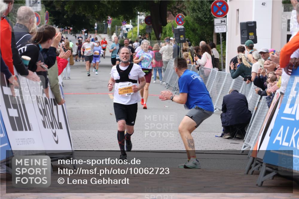 30.08.2026 - Blankeneser Heldenlauf Lena Gebhardt http://msf.ph/oto/10062723 30.08.2026 12:34:20 Ziel  meine-sportfotos.de