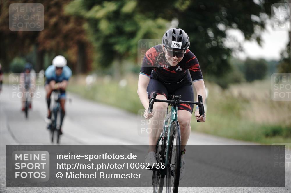 30.08.2026 - Elbe Triathlon Hamburg Michael Burmester http://msf.ph/oto/10062738 30.08.2026 09:01:56 Radfahren 212, 281, 319, 358 meine-sportfotos.de