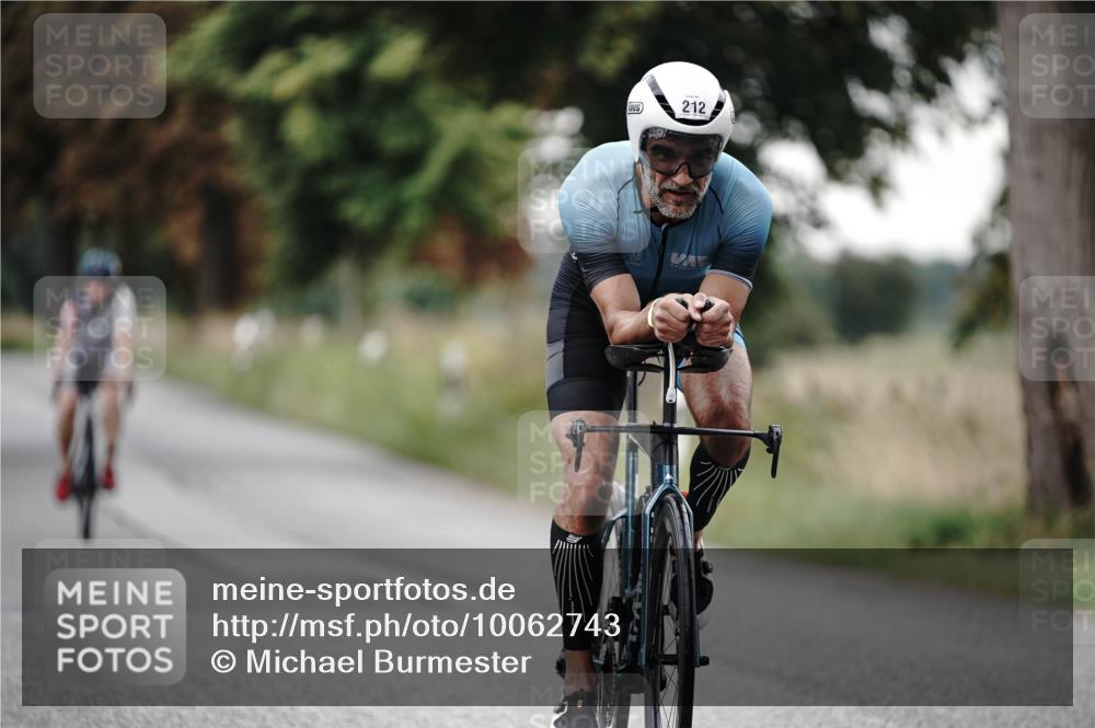 30.08.2026 - Elbe Triathlon Hamburg Michael Burmester http://msf.ph/oto/10062743 30.08.2026 09:01:58 Radfahren 212, 281, 319, 358 meine-sportfotos.de
