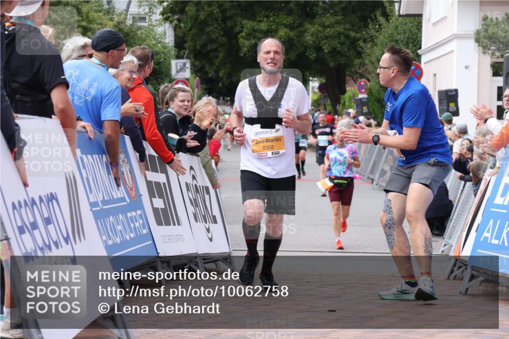 30.08.2026 - Blankeneser Heldenlauf Lena Gebhardt http://msf.ph/oto/10062758 30.08.2026 12:34:24 Ziel 2302, 2561 meine-sportfotos.de