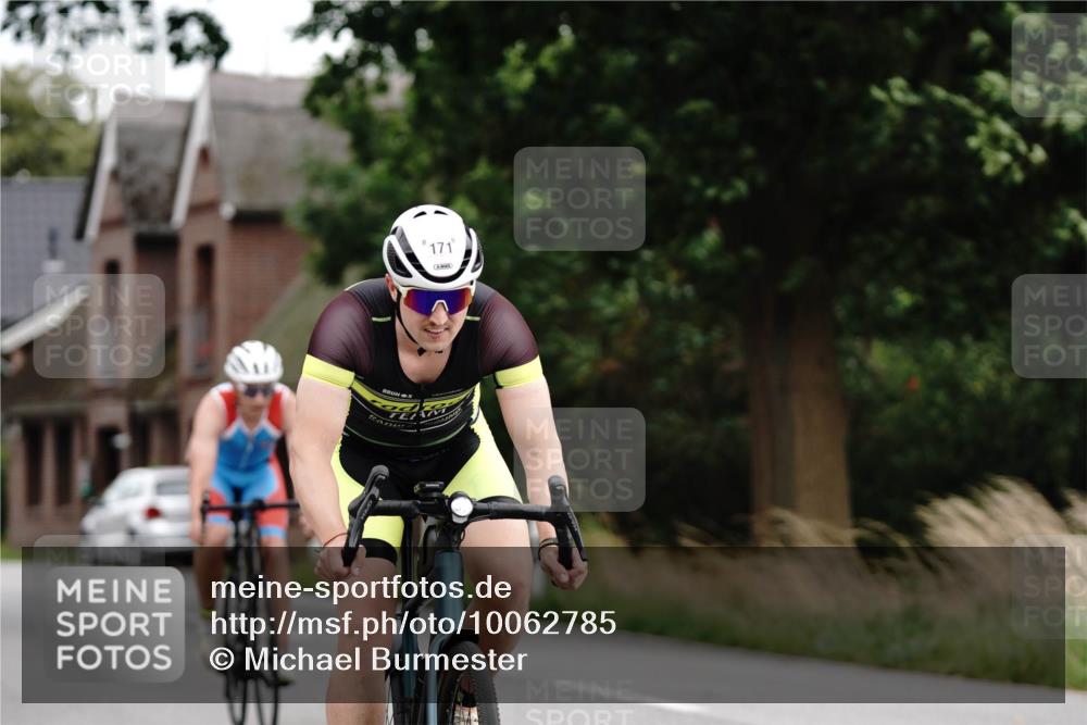 30.08.2026 - Elbe Triathlon Hamburg Michael Burmester http://msf.ph/oto/10062785 30.08.2026 14:56:16 Radfahren  meine-sportfotos.de