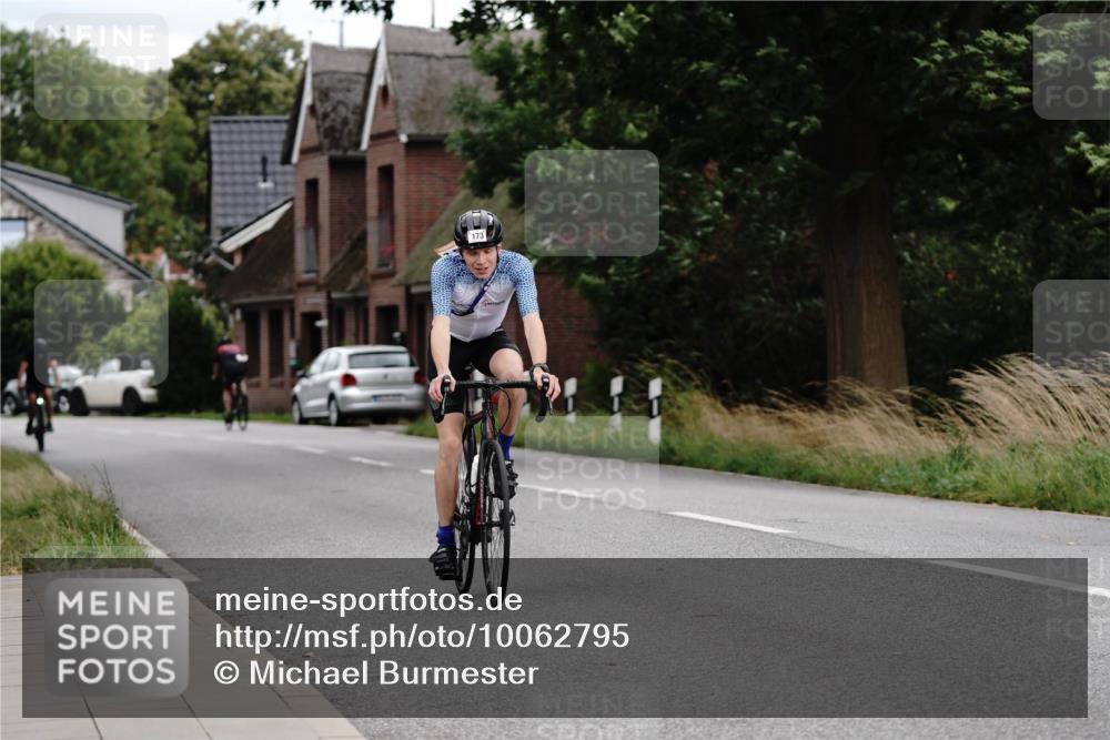 30.08.2026 - Elbe Triathlon Hamburg Michael Burmester http://msf.ph/oto/10062795 30.08.2026 14:56:24 Radfahren  meine-sportfotos.de