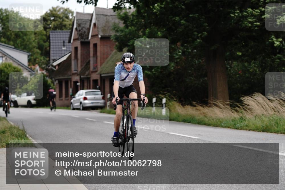 30.08.2026 - Elbe Triathlon Hamburg Michael Burmester http://msf.ph/oto/10062798 30.08.2026 14:56:24 Radfahren  meine-sportfotos.de