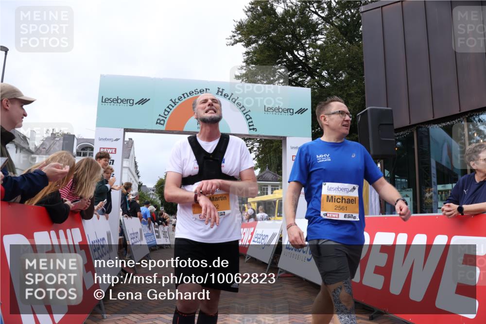 30.08.2026 - Blankeneser Heldenlauf Lena Gebhardt http://msf.ph/oto/10062823 30.08.2026 12:34:30 Ziel 2302, 2561, 2928 meine-sportfotos.de
