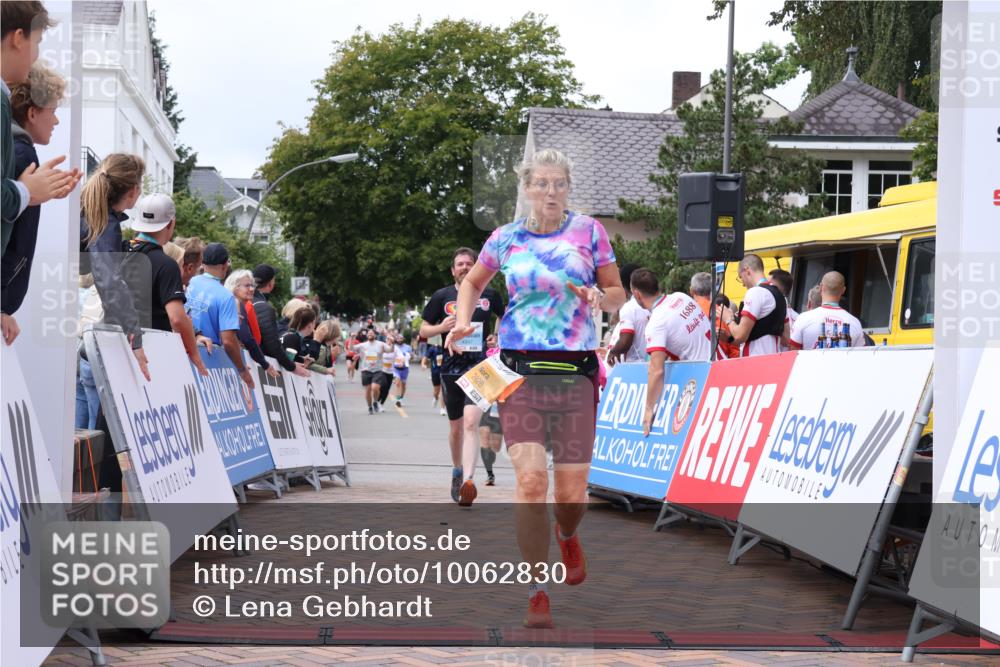 30.08.2026 - Blankeneser Heldenlauf Lena Gebhardt http://msf.ph/oto/10062830 30.08.2026 12:34:32 Ziel 2302, 2561, 2928, 4347 meine-sportfotos.de