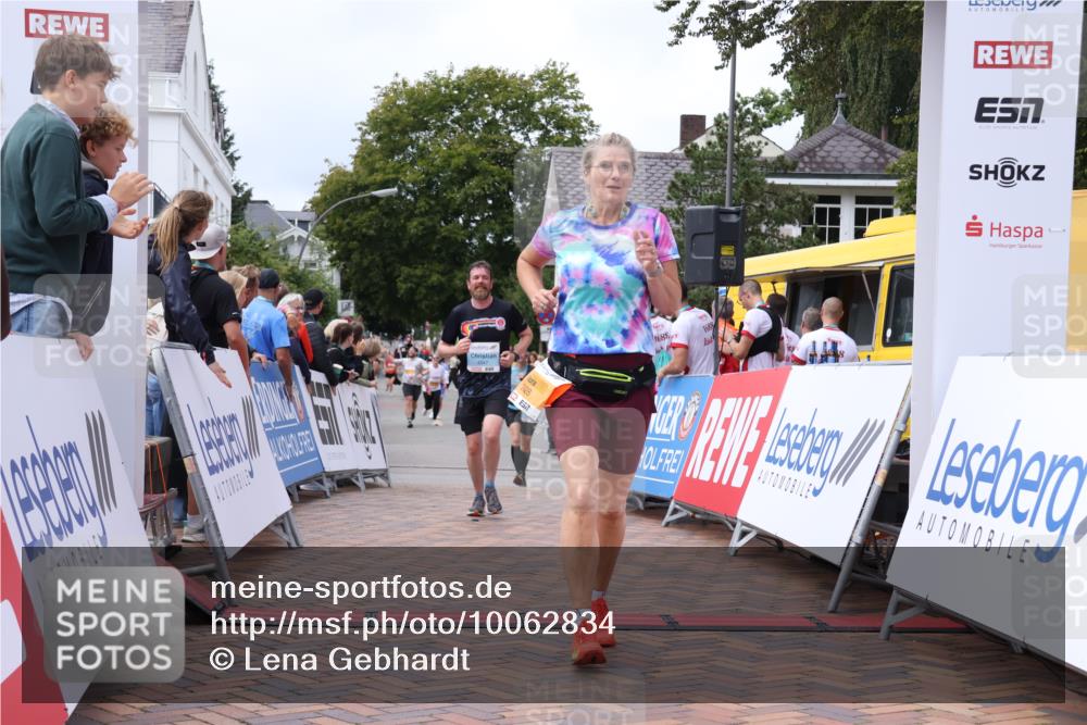 30.08.2026 - Blankeneser Heldenlauf Lena Gebhardt http://msf.ph/oto/10062834 30.08.2026 12:34:33 Ziel 2302, 2561, 2928, 4347 meine-sportfotos.de
