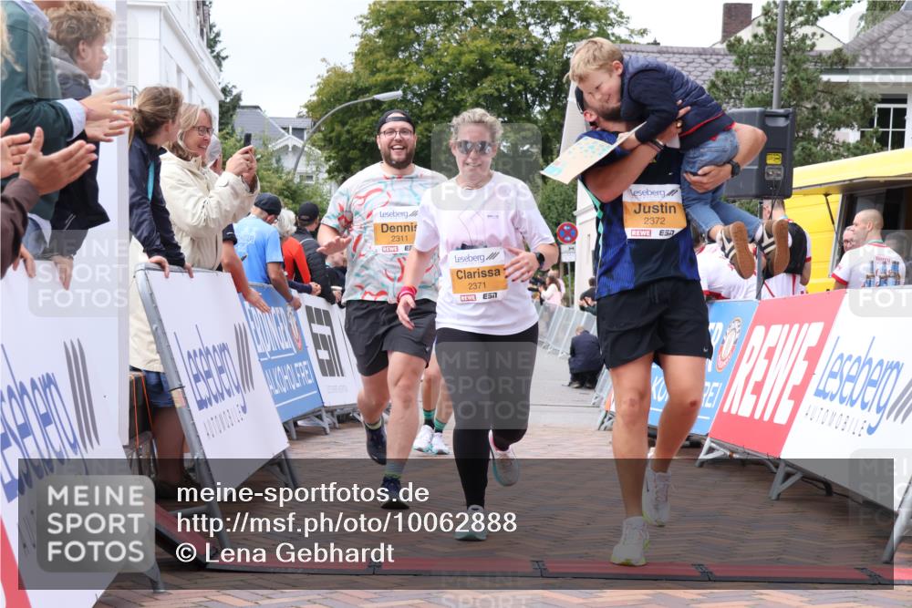30.08.2026 - Blankeneser Heldenlauf Lena Gebhardt http://msf.ph/oto/10062888 30.08.2026 12:34:43 Ziel 2311, 2371, 2372, 2901, 4347, 4449 meine-sportfotos.de
