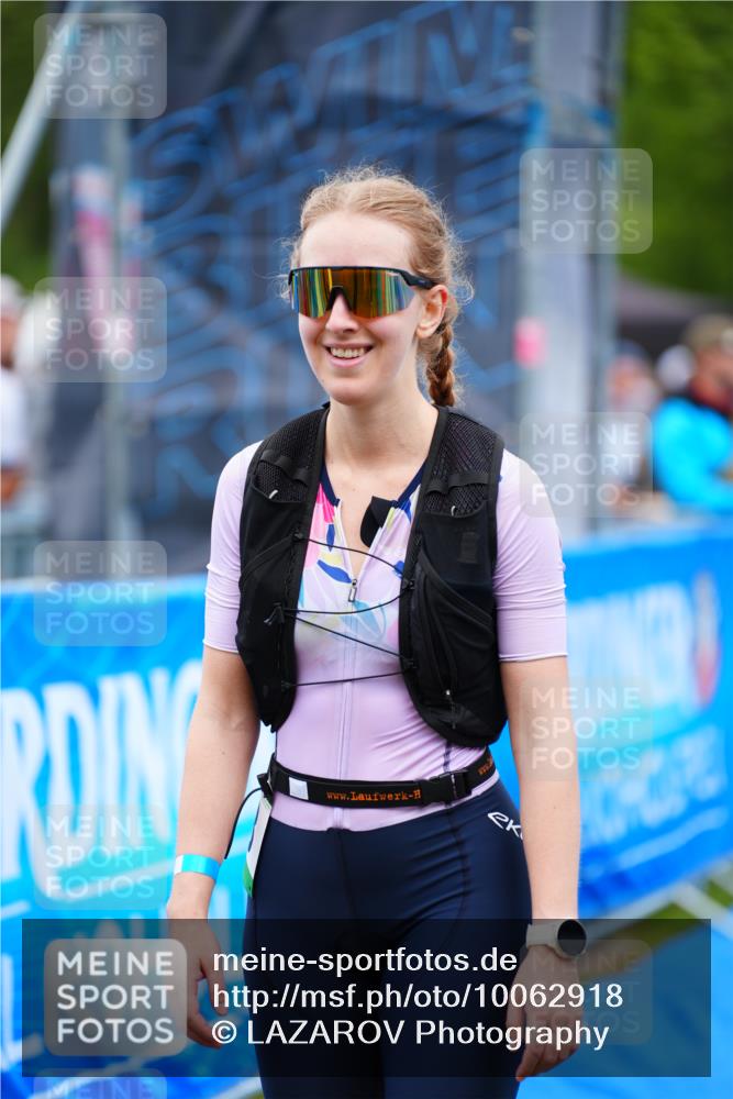 30.08.2026 - Elbe Triathlon Hamburg LAZAROV Photography http://msf.ph/oto/10062918 30.08.2026 11:51:13 Ziel 1288 meine-sportfotos.de
