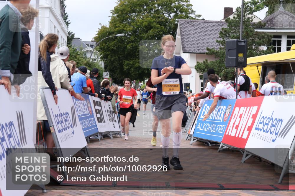 30.08.2026 - Blankeneser Heldenlauf Lena Gebhardt http://msf.ph/oto/10062926 30.08.2026 12:34:49 Ziel 2311, 2371, 2372, 2628, 2844, 2901, 4435 meine-sportfotos.de