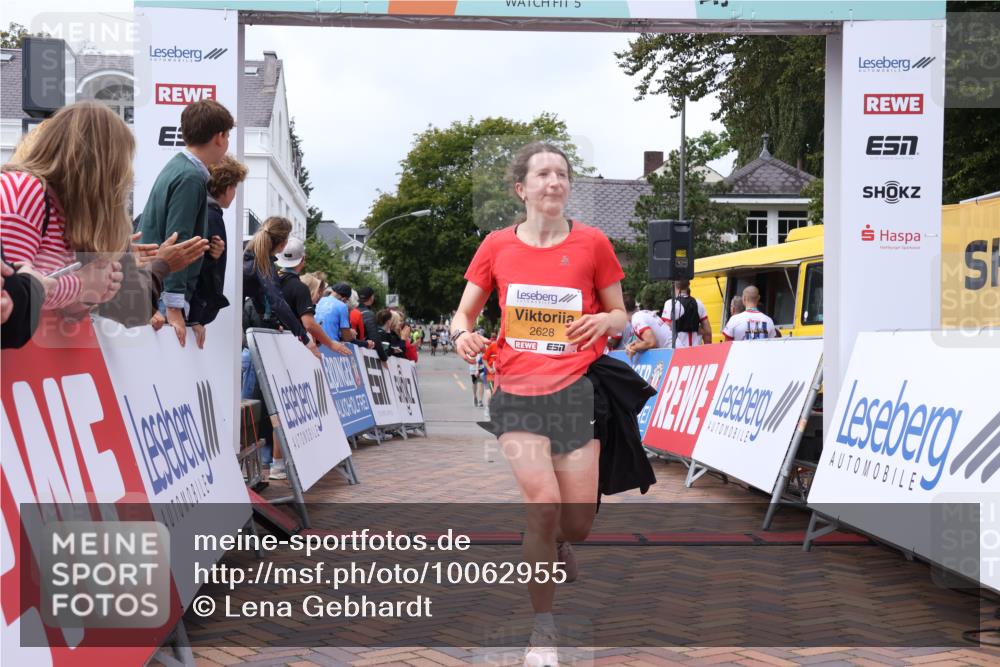 30.08.2026 - Blankeneser Heldenlauf Lena Gebhardt http://msf.ph/oto/10062955 30.08.2026 12:34:53 Ziel 2628, 2844, 2901, 4435 meine-sportfotos.de
