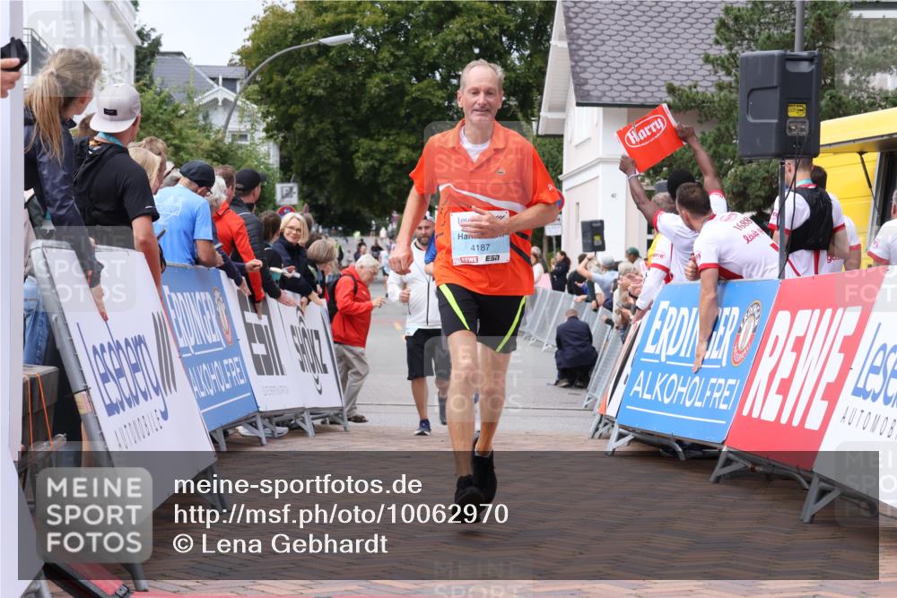 30.08.2026 - Blankeneser Heldenlauf Lena Gebhardt http://msf.ph/oto/10062970 30.08.2026 12:34:57 Ziel 2628, 2844, 4095, 4187, 4191, 4435 meine-sportfotos.de
