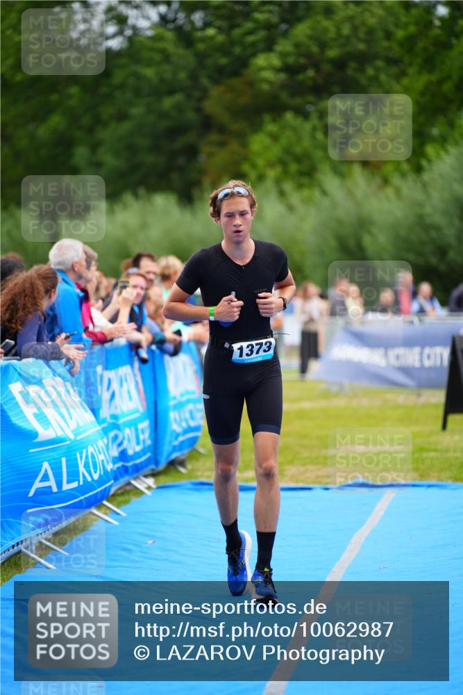 30.08.2026 - Elbe Triathlon Hamburg LAZAROV Photography http://msf.ph/oto/10062987 30.08.2026 11:51:38 Ziel 1373, 1516 meine-sportfotos.de