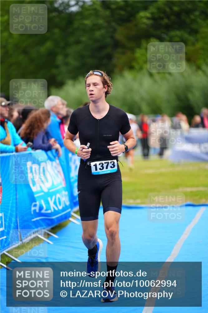 30.08.2026 - Elbe Triathlon Hamburg LAZAROV Photography http://msf.ph/oto/10062994 30.08.2026 11:51:39 Ziel 1373, 1516 meine-sportfotos.de