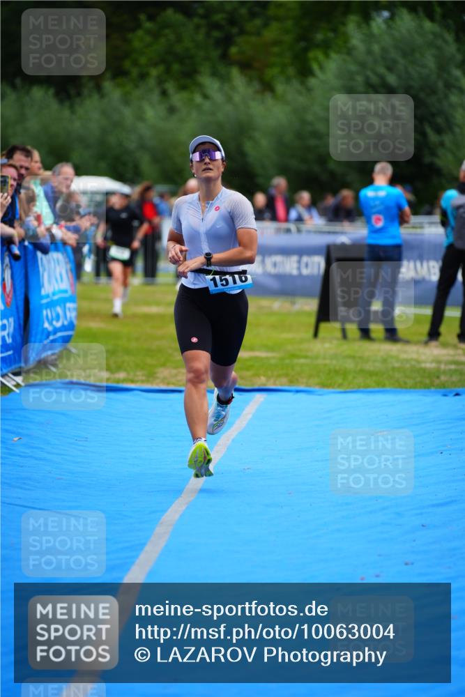 30.08.2026 - Elbe Triathlon Hamburg LAZAROV Photography http://msf.ph/oto/10063004 30.08.2026 11:51:45 Ziel 932, 1332, 1516 meine-sportfotos.de