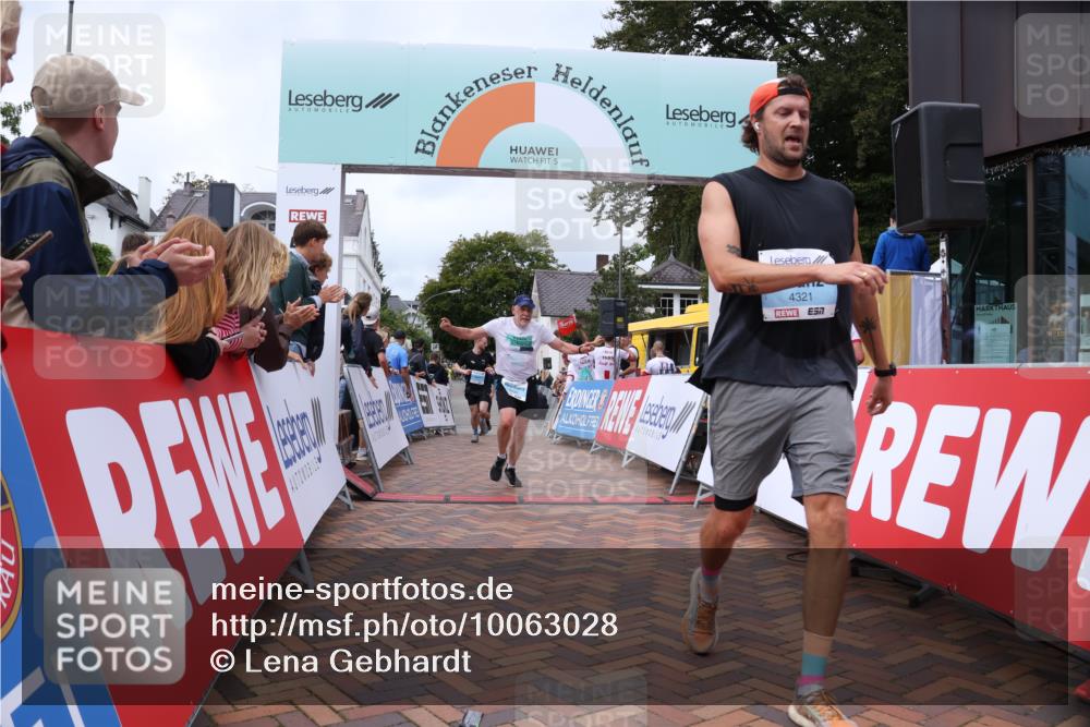 30.08.2026 - Blankeneser Heldenlauf Lena Gebhardt http://msf.ph/oto/10063028 30.08.2026 12:35:17 Ziel 2085, 4036, 4321, 4439, 4471 meine-sportfotos.de