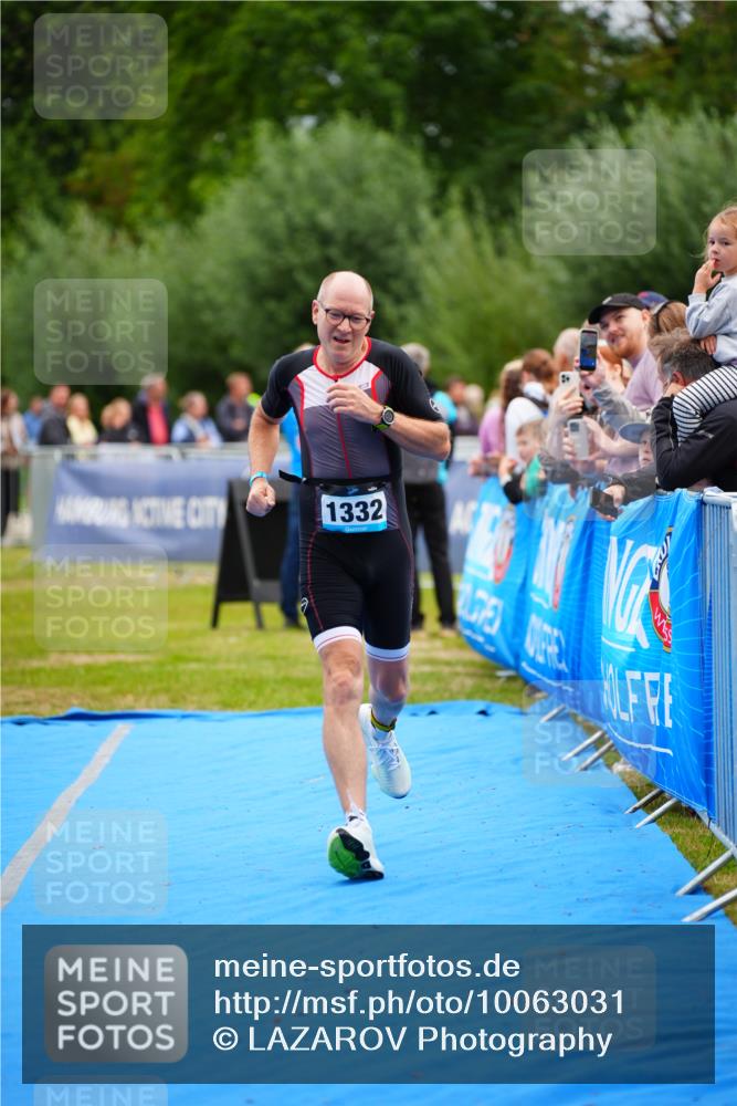 30.08.2026 - Elbe Triathlon Hamburg LAZAROV Photography http://msf.ph/oto/10063031 30.08.2026 11:51:52 Ziel 822, 932, 980, 1262, 1332 meine-sportfotos.de