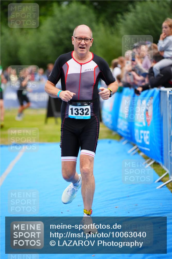 30.08.2026 - Elbe Triathlon Hamburg LAZAROV Photography http://msf.ph/oto/10063040 30.08.2026 11:51:53 Ziel 822, 932, 980, 1262, 1332 meine-sportfotos.de