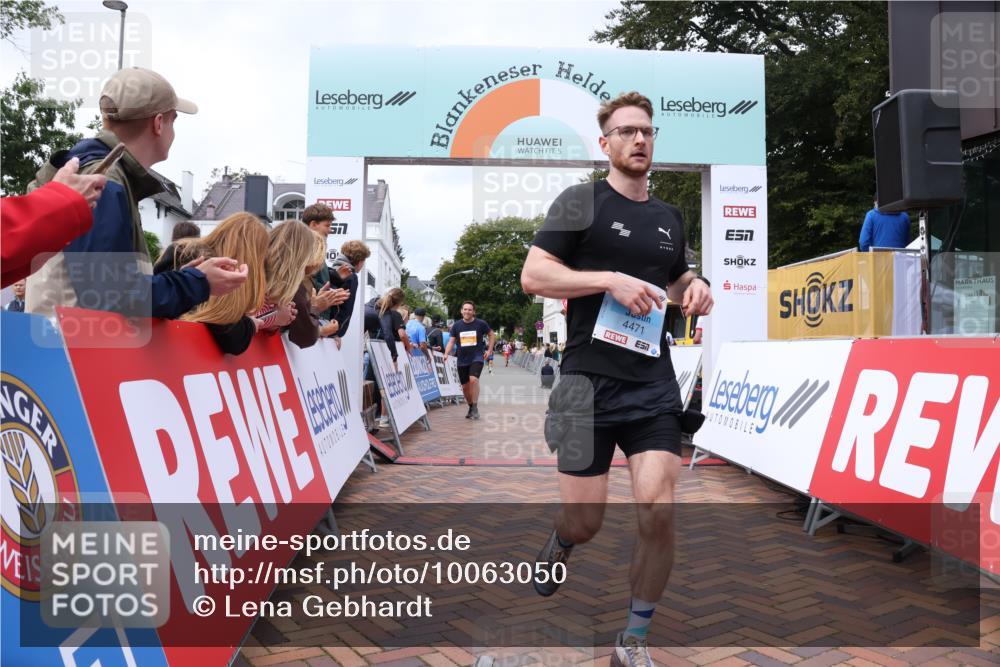 30.08.2026 - Blankeneser Heldenlauf Lena Gebhardt http://msf.ph/oto/10063050 30.08.2026 12:35:20 Ziel 2085, 4036, 4321, 4439, 4471 meine-sportfotos.de