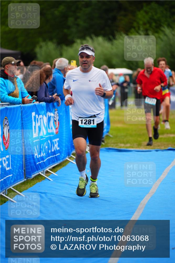 30.08.2026 - Elbe Triathlon Hamburg LAZAROV Photography http://msf.ph/oto/10063068 30.08.2026 11:52:04 Ziel 980, 1281, 1331, 1455 meine-sportfotos.de