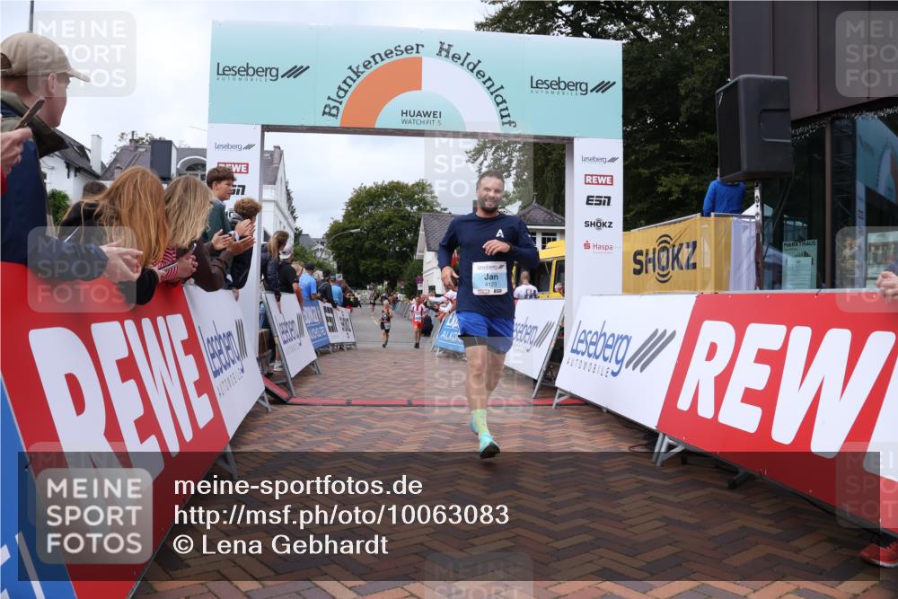 30.08.2026 - Blankeneser Heldenlauf Lena Gebhardt http://msf.ph/oto/10063083 30.08.2026 12:35:28 Ziel 2085, 4123 meine-sportfotos.de