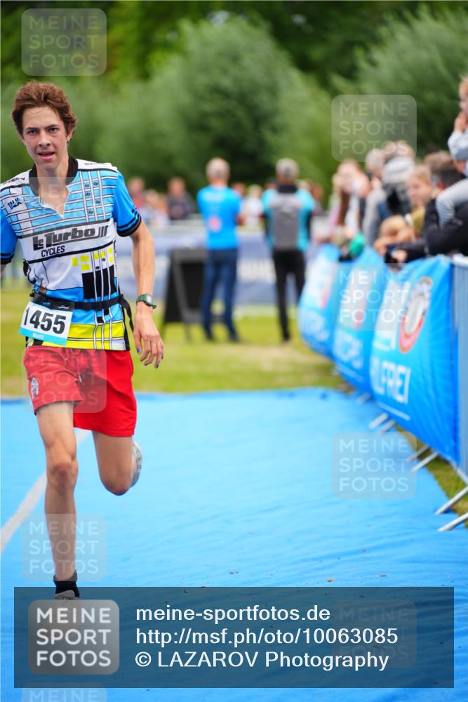 30.08.2026 - Elbe Triathlon Hamburg LAZAROV Photography http://msf.ph/oto/10063085 30.08.2026 11:52:07 Ziel 1281, 1331, 1455 meine-sportfotos.de