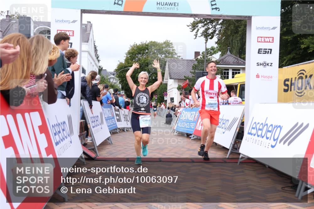 30.08.2026 - Blankeneser Heldenlauf Lena Gebhardt http://msf.ph/oto/10063097 30.08.2026 12:35:33 Ziel 4123, 4360, 4391 meine-sportfotos.de
