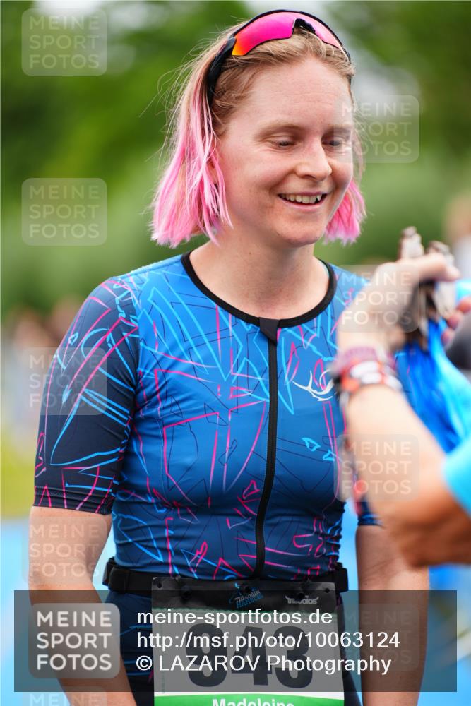 30.08.2026 - Elbe Triathlon Hamburg LAZAROV Photography http://msf.ph/oto/10063124 30.08.2026 11:52:30 Ziel 854 meine-sportfotos.de