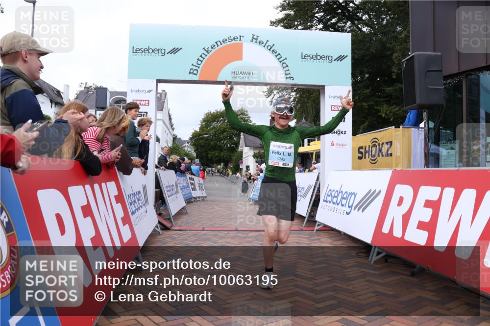 30.08.2026 - Blankeneser Heldenlauf Lena Gebhardt http://msf.ph/oto/10063195 30.08.2026 12:36:31 Ziel 4242 meine-sportfotos.de