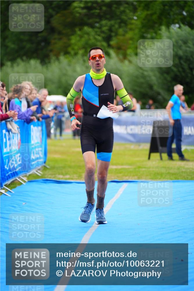 30.08.2026 - Elbe Triathlon Hamburg LAZAROV Photography http://msf.ph/oto/10063221 30.08.2026 11:53:43 Ziel 1291 meine-sportfotos.de