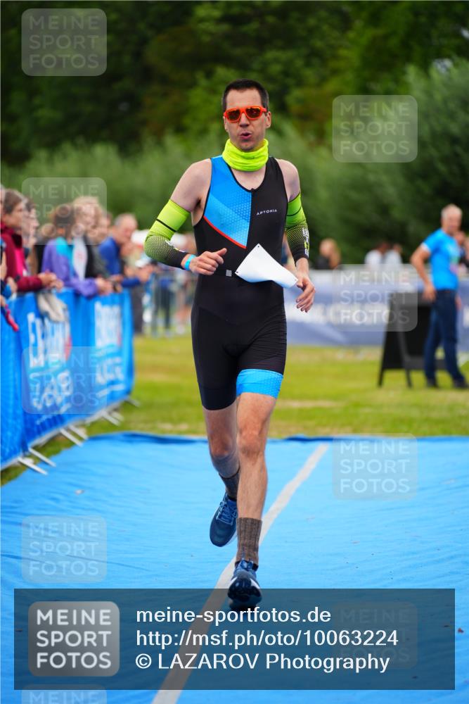 30.08.2026 - Elbe Triathlon Hamburg LAZAROV Photography http://msf.ph/oto/10063224 30.08.2026 11:53:44 Ziel 838, 1291 meine-sportfotos.de