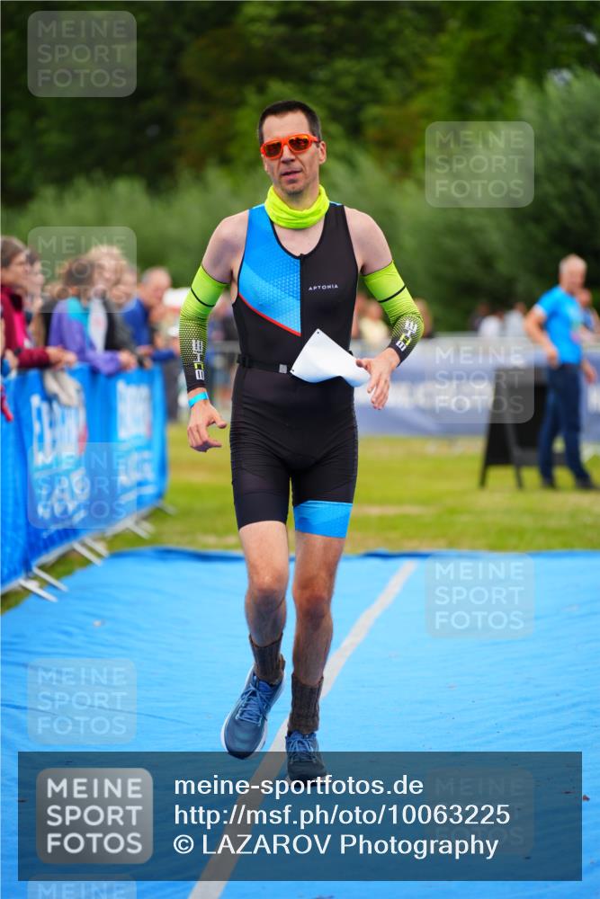 30.08.2026 - Elbe Triathlon Hamburg LAZAROV Photography http://msf.ph/oto/10063225 30.08.2026 11:53:44 Ziel 838, 1291 meine-sportfotos.de