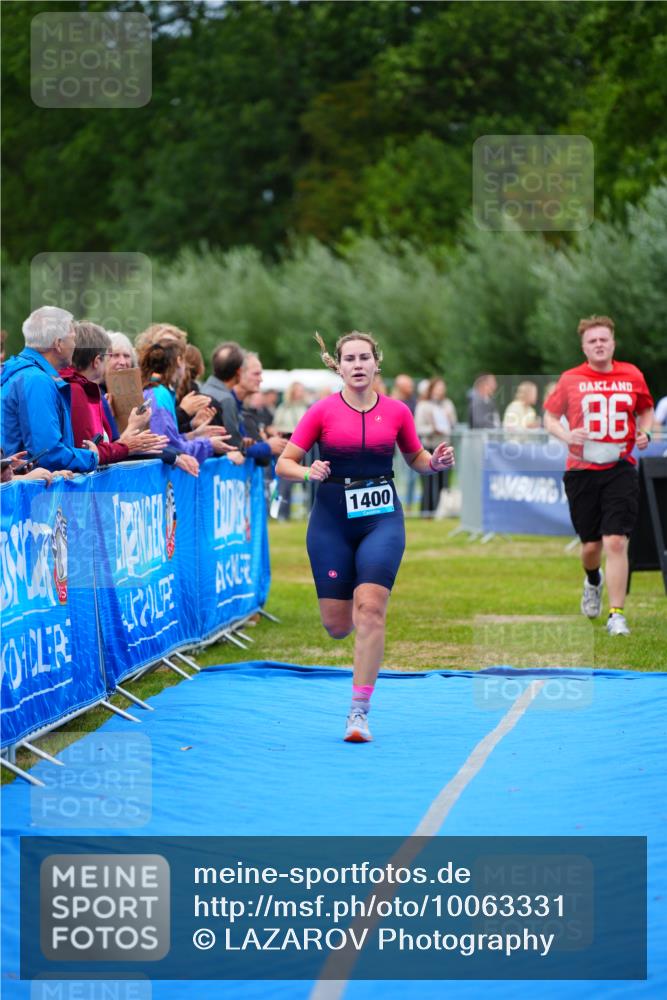 30.08.2026 - Elbe Triathlon Hamburg LAZAROV Photography http://msf.ph/oto/10063331 30.08.2026 11:54:45 Ziel 479, 1400 meine-sportfotos.de