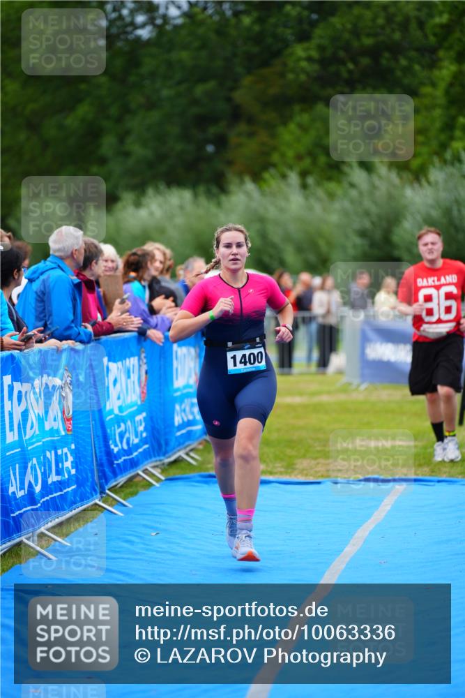 30.08.2026 - Elbe Triathlon Hamburg LAZAROV Photography http://msf.ph/oto/10063336 30.08.2026 11:54:46 Ziel 479, 1400 meine-sportfotos.de