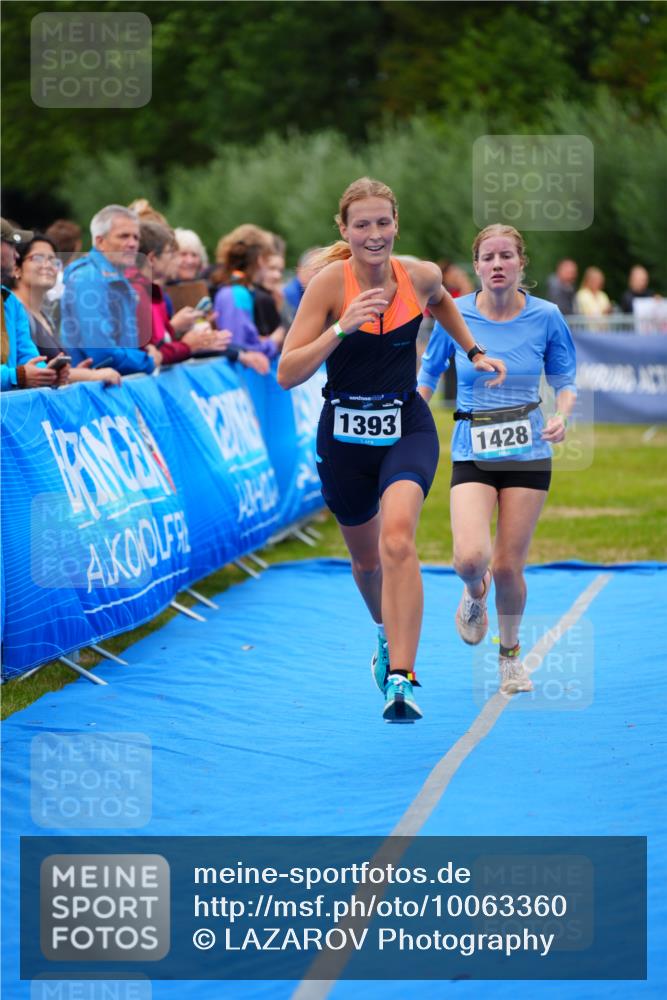 30.08.2026 - Elbe Triathlon Hamburg LAZAROV Photography http://msf.ph/oto/10063360 30.08.2026 11:54:56 Ziel 1393, 1428 meine-sportfotos.de