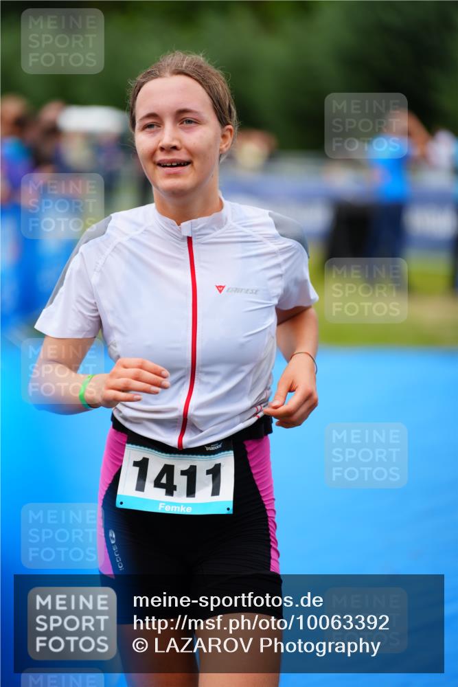 30.08.2026 - Elbe Triathlon Hamburg LAZAROV Photography http://msf.ph/oto/10063392 30.08.2026 11:55:20 Ziel 1411 meine-sportfotos.de
