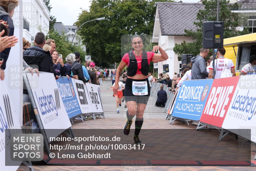 30.08.2026 - Blankeneser Heldenlauf Lena Gebhardt http://msf.ph/oto/10063417 30.08.2026 12:38:12 Ziel 4288, 4406, 4474 meine-sportfotos.de