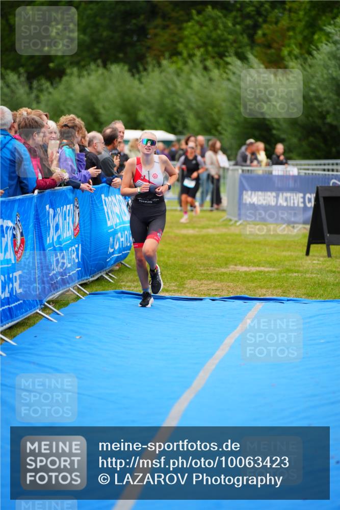 30.08.2026 - Elbe Triathlon Hamburg LAZAROV Photography http://msf.ph/oto/10063423 30.08.2026 11:55:47 Ziel 1423, 1507 meine-sportfotos.de