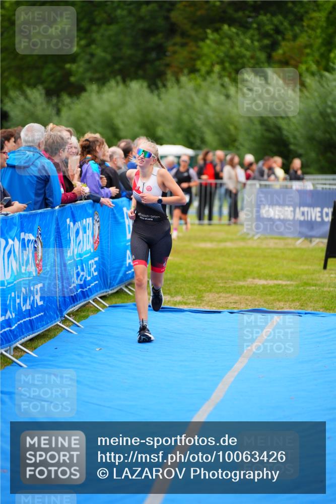 30.08.2026 - Elbe Triathlon Hamburg LAZAROV Photography http://msf.ph/oto/10063426 30.08.2026 11:55:47 Ziel 1423, 1507 meine-sportfotos.de
