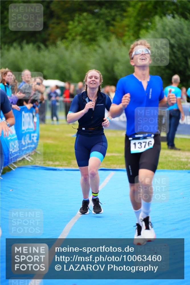 30.08.2026 - Elbe Triathlon Hamburg LAZAROV Photography http://msf.ph/oto/10063460 30.08.2026 11:56:00 Ziel 836, 849, 861, 1376 meine-sportfotos.de