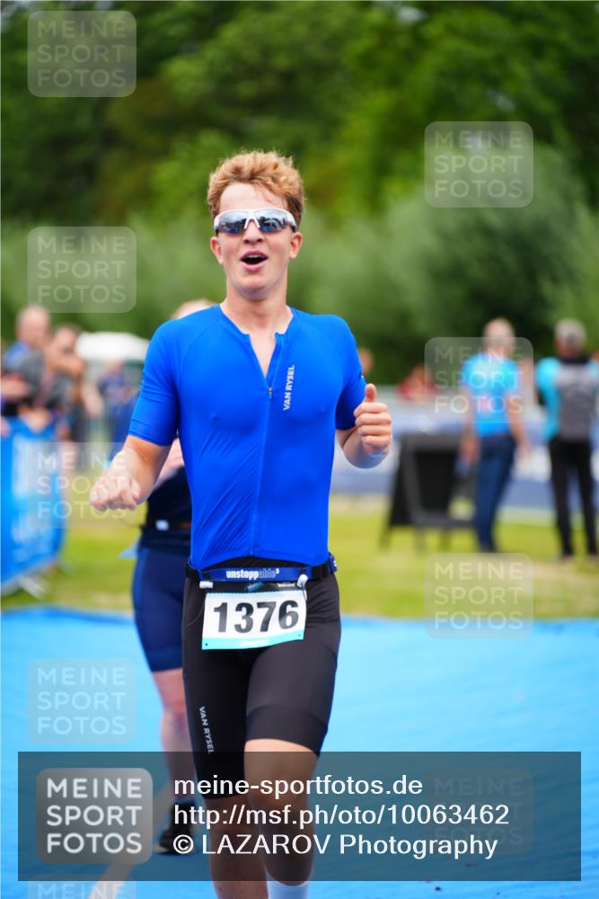 30.08.2026 - Elbe Triathlon Hamburg LAZAROV Photography http://msf.ph/oto/10063462 30.08.2026 11:56:00 Ziel 836, 849, 861, 1376 meine-sportfotos.de