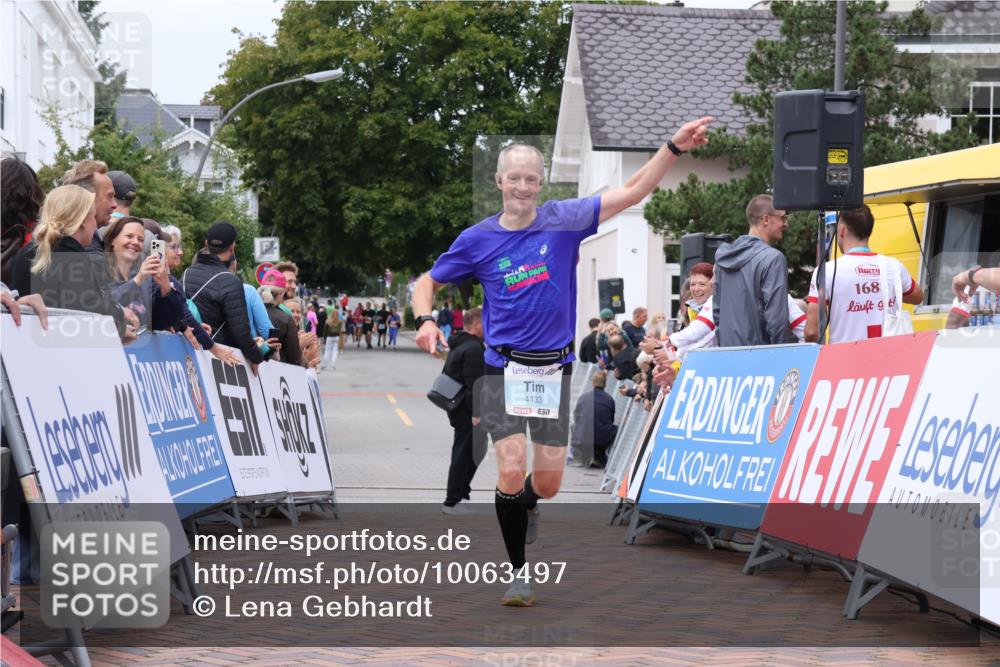 30.08.2026 - Blankeneser Heldenlauf Lena Gebhardt http://msf.ph/oto/10063497 30.08.2026 12:38:29 Ziel 2041, 4133, 4151, 4265, 4447 meine-sportfotos.de