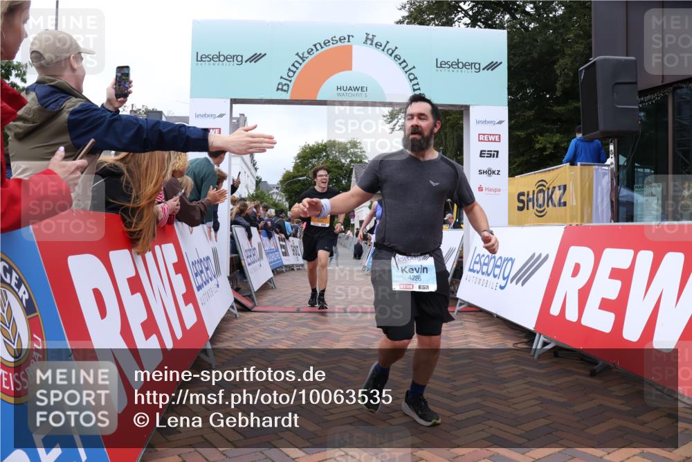 30.08.2026 - Blankeneser Heldenlauf Lena Gebhardt http://msf.ph/oto/10063535 30.08.2026 12:38:54 Ziel 2399, 2546, 4226, 4279 meine-sportfotos.de