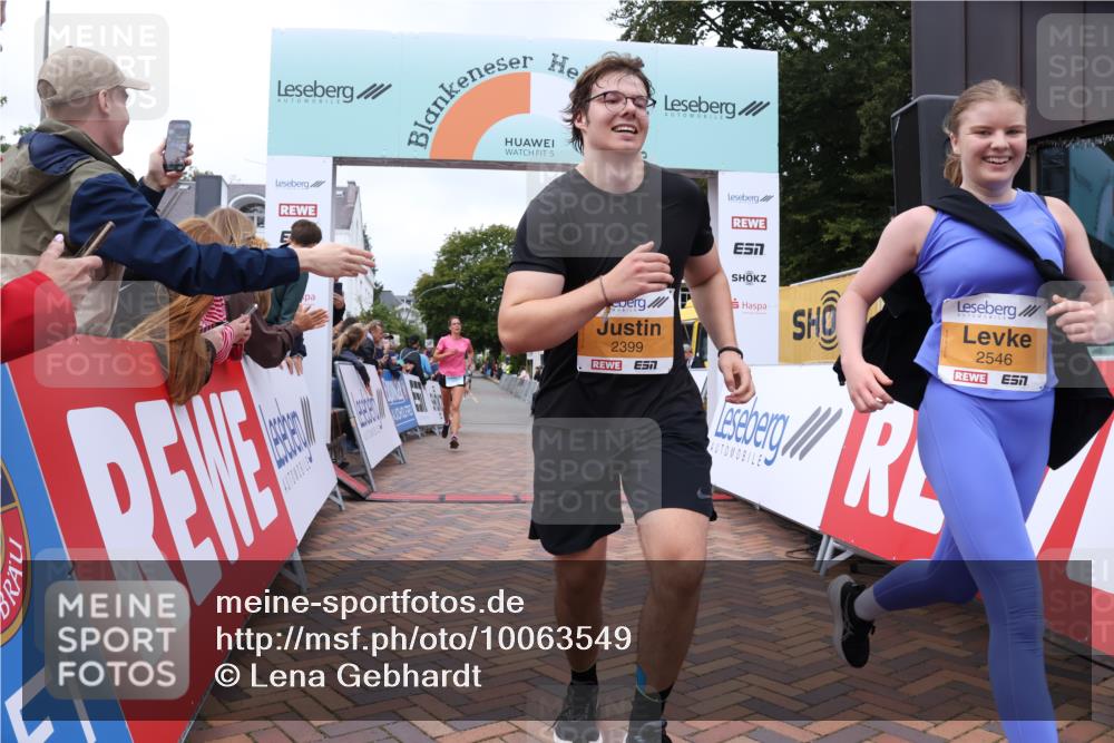30.08.2026 - Blankeneser Heldenlauf Lena Gebhardt http://msf.ph/oto/10063549 30.08.2026 12:38:56 Ziel 2399, 2546, 4226, 4279 meine-sportfotos.de