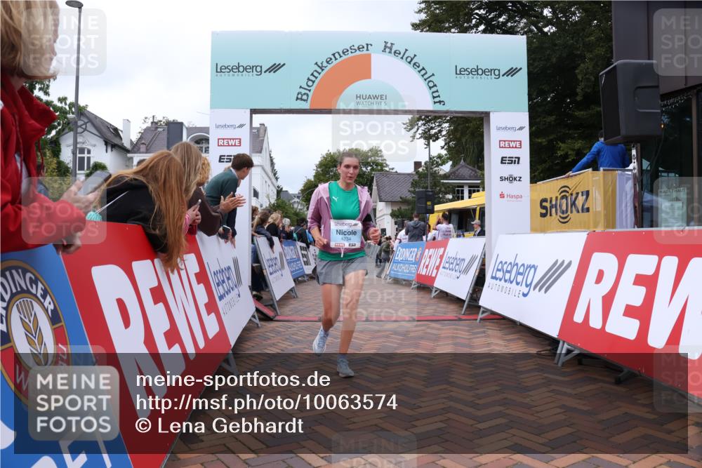 30.08.2026 - Blankeneser Heldenlauf Lena Gebhardt http://msf.ph/oto/10063574 30.08.2026 12:39:09 Ziel 2651, 4234 meine-sportfotos.de
